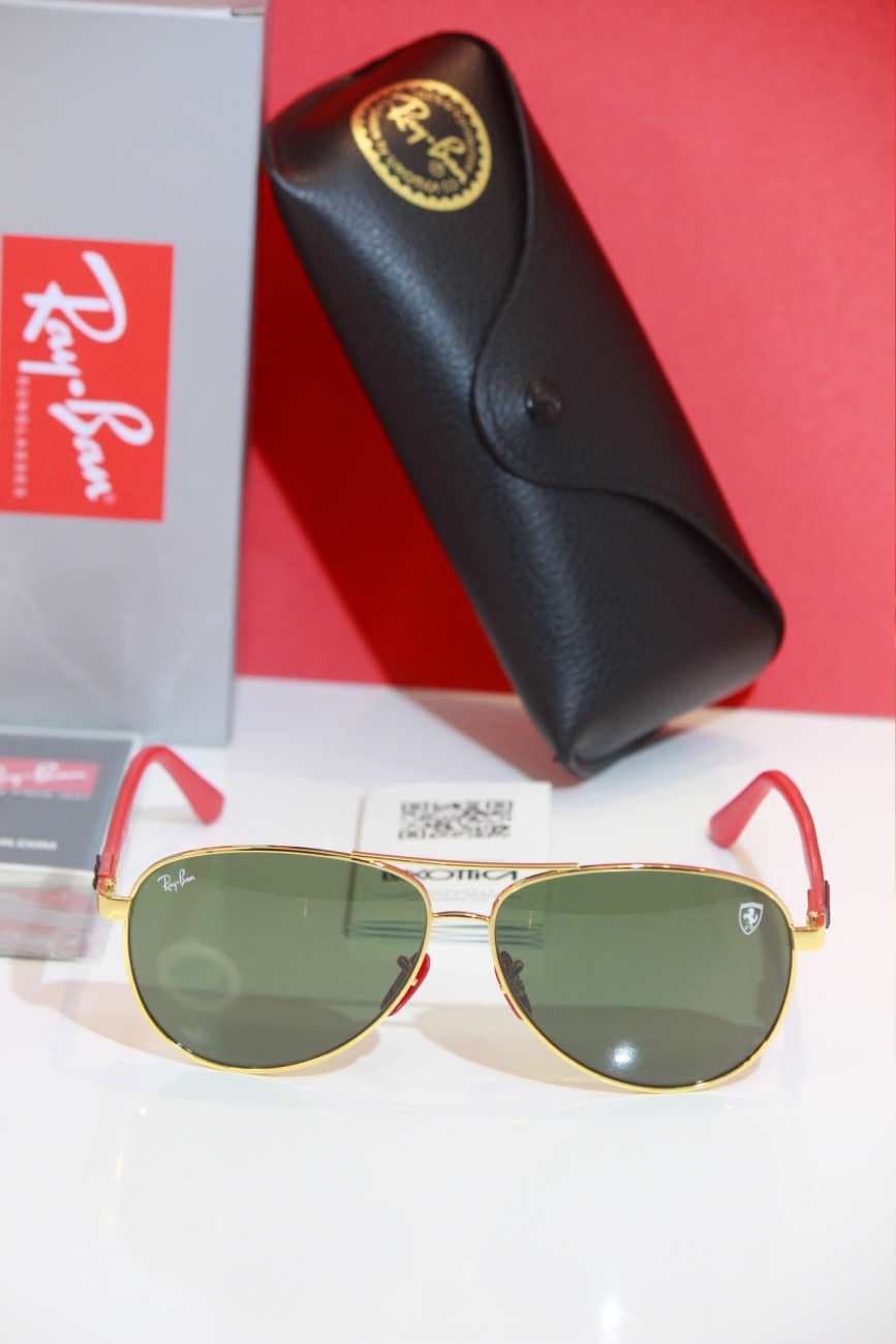 Ray-Ban Scuderia Ferrari RB8313 Ferrari