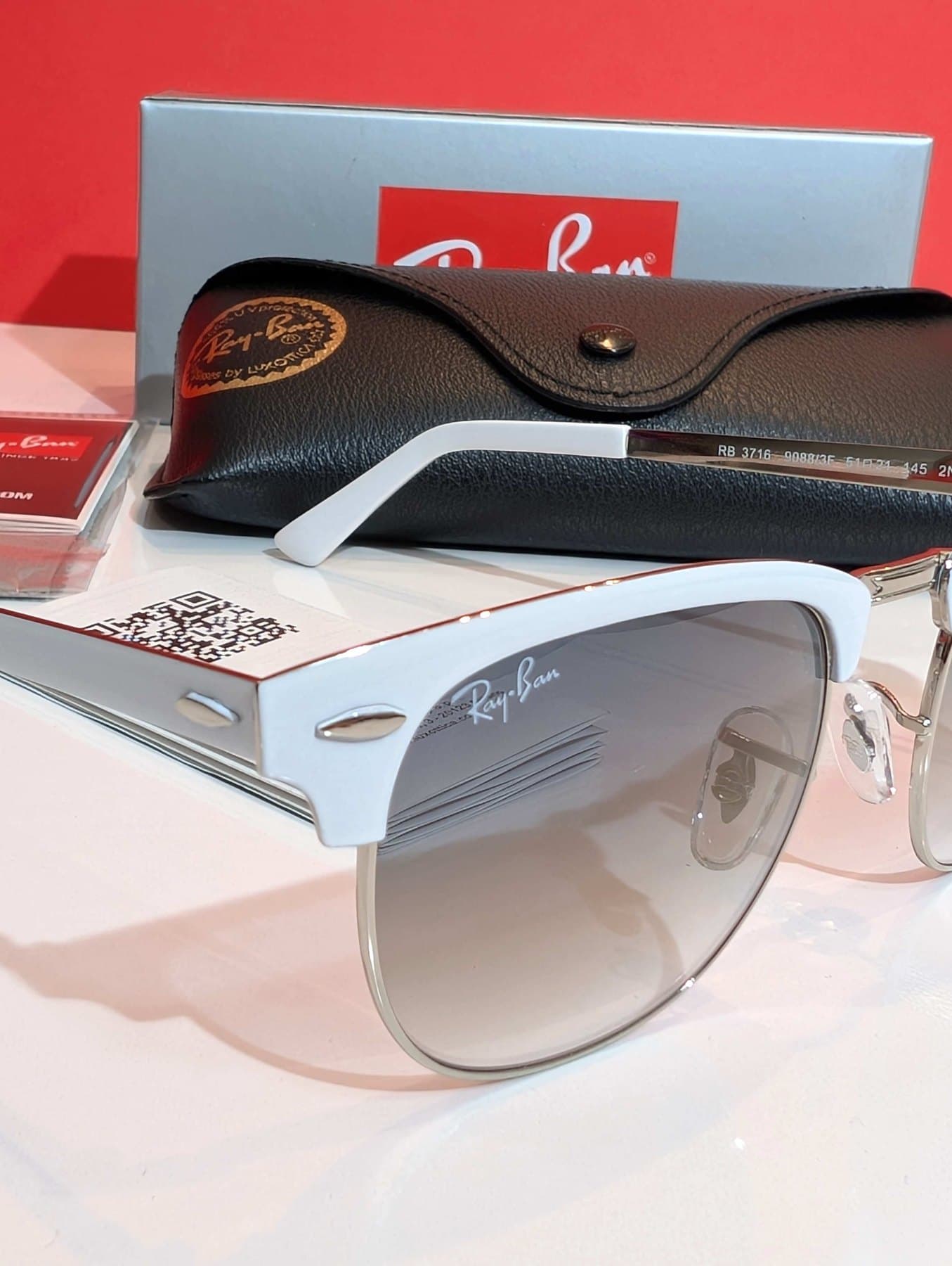 Ray-Ban Clubmaster Metal RB3716 Blanco, foto 4